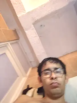 VL25DN26 online show from October 15, 2025, 7:33 pm