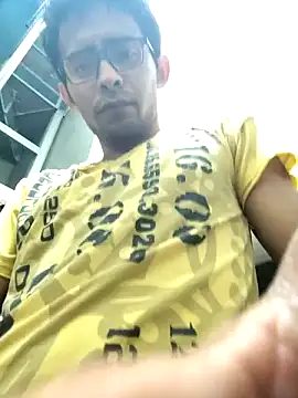 Snapshot of VL25DN26 chatting on November 30, 2025, 8:15 am VL25DN26 online show from November 30, 2025, 8:15 am