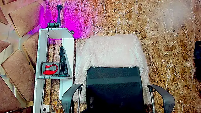 Snapshot of dirtycock2002 chatting on October 8, 2025, 7:10 am dirtycock2002 online show from October 8, 2025, 7:10 am