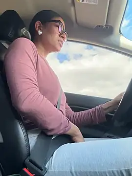 ValeriEvan online show from April 12, 2026, 8:01 pm