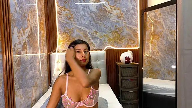  Jessi29  online show from November 14, 2025, 8:56 pm