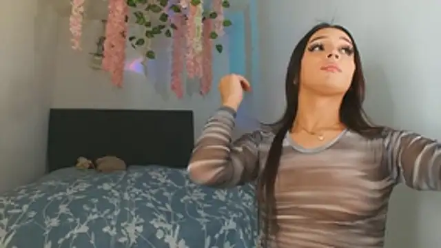 alexaryderr online show from April 15, 2026, 5:46 am