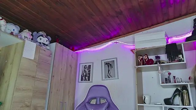angelica sparks online show from July 20, 2026, 2:30 am