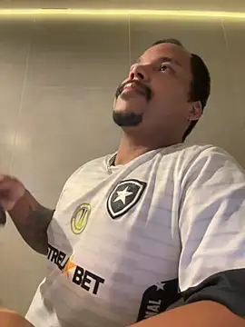 Ale Mineiro online show from May 31, 2026, 3:34 am