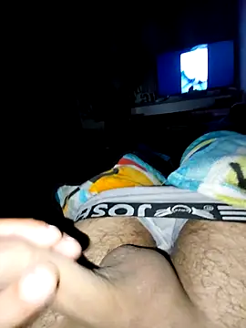 slawlargo01 online show from March 27, 2026, 8:22 am