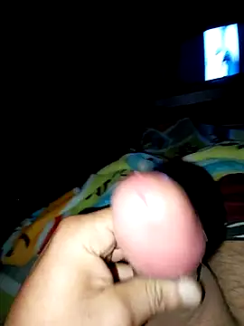 slawlargo01 online show from April 14, 2026, 8:19 am