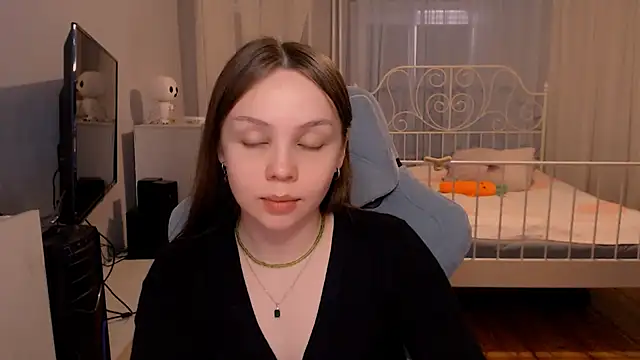 Vanessa tk online show from February 11, 2025, 4:44 am