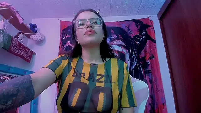 Lucyfx666 online show from June 3, 2026, 8:35 pm