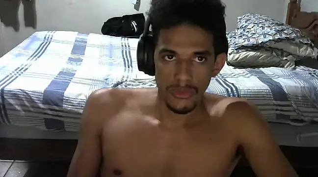 RenziTatte online show from March 15, 2025, 1:52 am