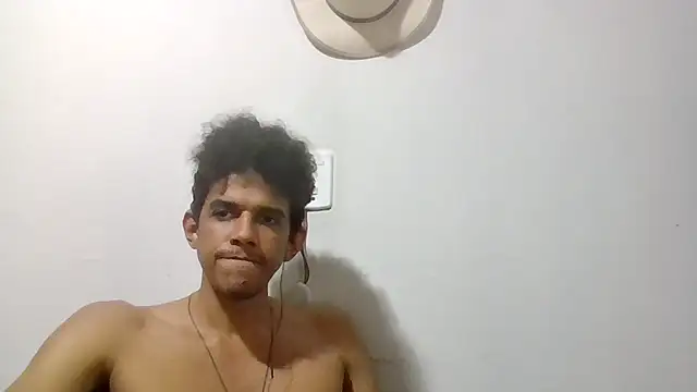 RenziTatte online show from November 11, 2025, 7:41 pm