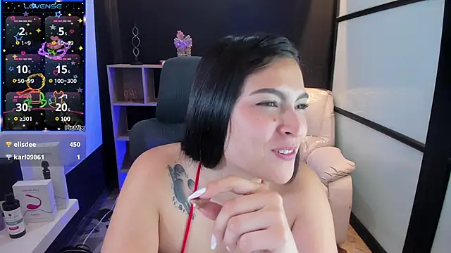 Snapshot of TifanyWhite_ chatting on March 19, 2025, 12:15 am TifanyWhite online show from March 19, 2025, 12:15 am