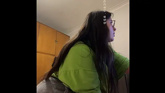 Snapshot of Mizztikaa chatting on November 20, 2025, 6:52 pm Mizztikaa online show from November 20, 2025, 6:52 pm