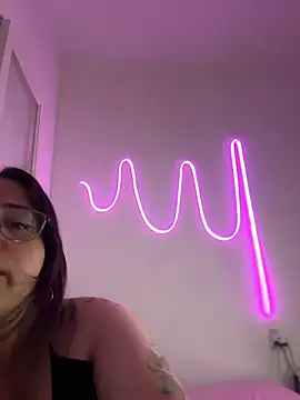 Mizztikaa online show from March 7, 2026, 3:39 pm