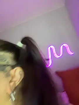 Snapshot of Mizztikaa chatting on November 15, 2025, 1:26 pm Mizztikaa online show from November 15, 2025, 1:26 pm