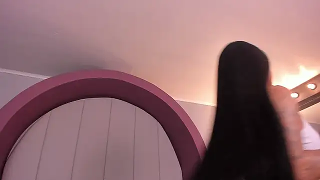 Snapshot of morganlake_ chatting on October 31, 2025, 3:36 am morganlake online show from October 31, 2025, 3:36 am