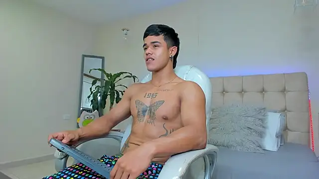 Rob saenz  online show from March 2, 2025, 6:13 pm