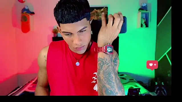 Snapshot of Damian_latinxxx chatting on March 9, 2025, 3:01 am Damian latinxxx online show from March 9, 2025, 3:01 am