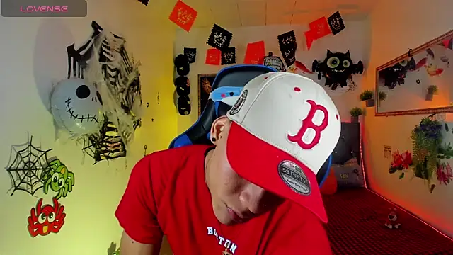 Snapshot of Damian_latinxxx chatting on October 10, 2025, 3:07 am Damian latinxxx online show from October 10, 2025, 3:07 am