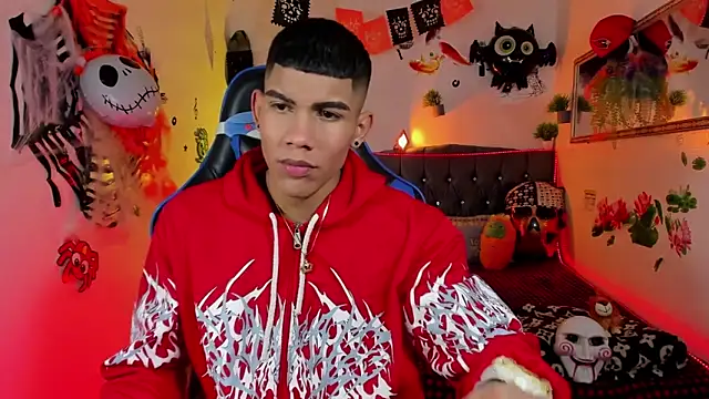 Snapshot of Damian_latinxxx chatting on October 29, 2025, 3:16 am Damian latinxxx online show from October 29, 2025, 3:16 am