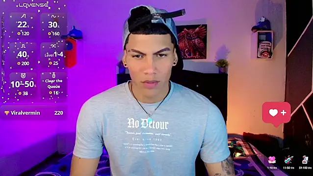 Snapshot of Damian_latinxxx chatting on March 15, 2025, 3:07 am Damian latinxxx online show from March 15, 2025, 3:07 am