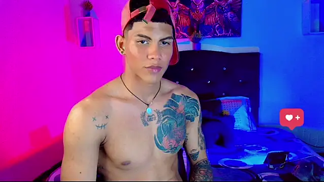 Snapshot of Damian_latinxxx chatting on March 7, 2025, 9:07 am Damian latinxxx online show from March 7, 2025, 9:07 am