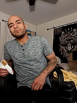 JohnnyDeep187 online show from November 17, 2025, 9:13 am