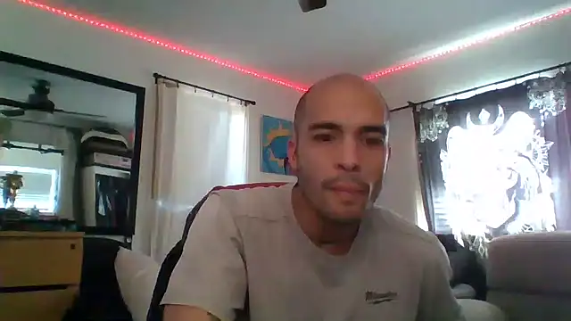 JohnnyDeep187 online show from December 1, 2024, 10:26 pm