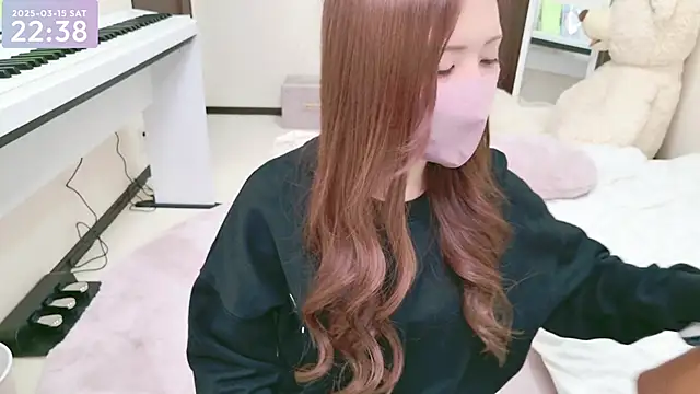 Snapshot of -SHINON- chatting on March 15, 2025, 1:40 pm -SHINON- online show from March 15, 2025, 1:40 pm