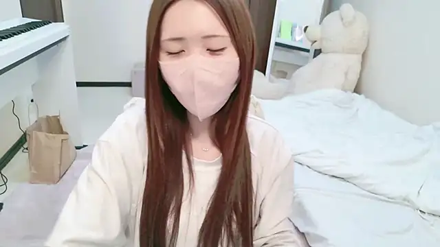 Snapshot of -SHINON- chatting on February 28, 2025, 1:25 pm -SHINON- online show from February 28, 2025, 1:25 pm