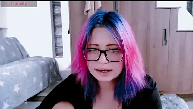 Snapshot of candy_lina chatting on May 28, 2026, 8:44 am candy lina online show from May 28, 2026, 8:44 am
