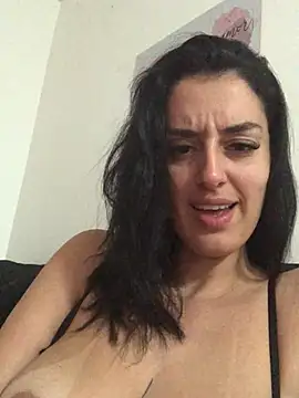 Catmila94 online show from May 8, 2026, 7:50 pm