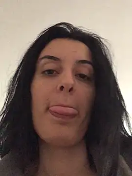 Snapshot of Catmila94 chatting on November 22, 2025, 3:11 pm Catmila94 online show from November 22, 2025, 3:11 pm