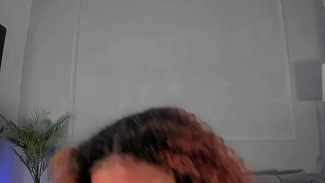 Snapshot of Isabellsmmith chatting on March 23, 2025, 3:54 am Isabellsmmith online show from March 23, 2025, 3:54 am