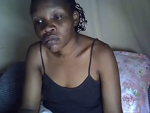 Snapshot of Sweet_serah chatting on May 12, 2026, 5:37 am Sweet serah online show from May 12, 2026, 5:37 am