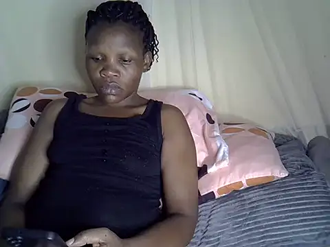 Snapshot of Sweet_serah chatting on May 2, 2026, 3:45 am Sweet serah online show from May 2, 2026, 3:45 am