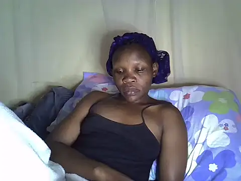 Snapshot of Sweet_serah chatting on April 18, 2026, 3:42 am Sweet serah online show from April 18, 2026, 3:42 am