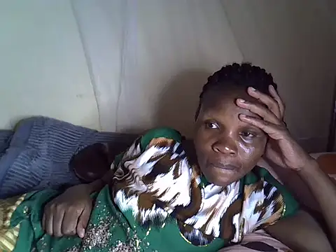 Snapshot of Sweet_serah chatting on May 6, 2026, 5:39 pm Sweet serah online show from May 6, 2026, 5:39 pm