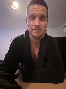 Snapshot of BWC69_69_69 chatting on December 21, 2024, 10:51 pm BWC69 69 69 online show from December 21, 2024, 10:51 pm