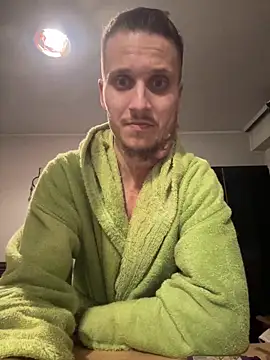 Snapshot of BWC69_69_69 chatting on December 17, 2025, 9:42 pm BWC69 69 69 online show from December 17, 2025, 9:42 pm