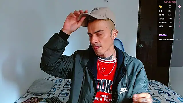 Snapshot of bray_hotboy777 chatting on November 16, 2025, 3:39 pm bray hotboy777 online show from November 16, 2025, 3:39 pm