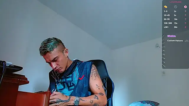 Snapshot of bray_hotboy777 chatting on November 8, 2025, 3:15 pm bray hotboy777 online show from November 8, 2025, 3:15 pm