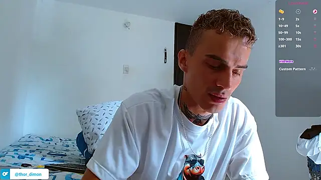 Snapshot of bray_hotboy777 chatting on May 14, 2026, 3:31 pm bray hotboy777 online show from May 14, 2026, 3:31 pm