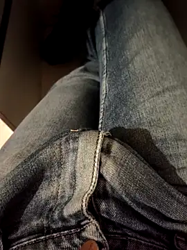 Snapshot of franko1987 chatting on February 11, 2026, 4:45 am franko1987 online show from February 11, 2026, 4:45 am