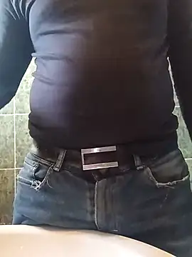 Snapshot of franko1987 chatting on March 8, 2025, 9:17 am franko1987 online show from March 8, 2025, 9:17 am