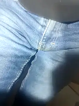 Snapshot of franko1987 chatting on March 8, 2025, 3:50 am franko1987 online show from March 8, 2025, 3:50 am