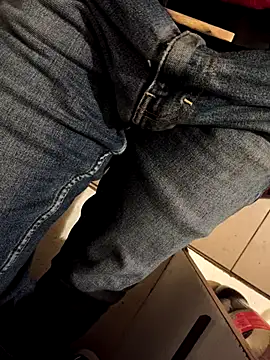 Snapshot of franko1987 chatting on November 20, 2025, 4:24 am franko1987 online show from November 20, 2025, 4:24 am