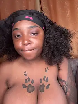Snapshot of Savage_baby chatting on April 24, 2026, 7:54 am Savage baby online show from April 24, 2026, 7:54 am