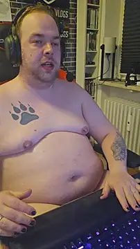 Snapshot of PupW0lfy chatting on February 22, 2026, 7:15 pm PupW0lfy online show from February 22, 2026, 7:15 pm