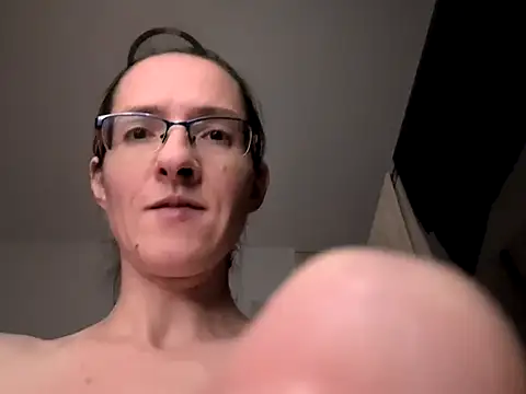 Milky hairy mommy online show from March 18, 2025, 8:16 pm