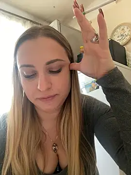 OlgaBuzzz online show from March 4, 2025, 7:19 am